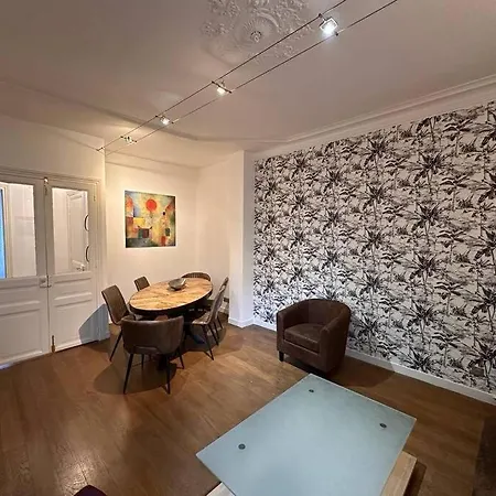 Апартаменты So Chic 72 Montmatre D'exception